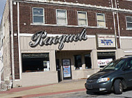 Racquets Downtown Grill