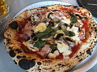 W Pizza