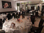 Sabani's Lounge