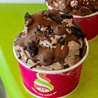 Menchie's Frozen Yogurt