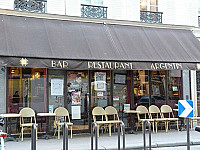 Le Sauveur Cafe