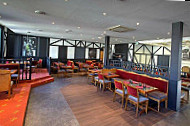 Les Relais D'Alsace Taverne Karlsbrau Montlucon