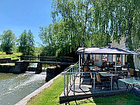 L'auberge Du Moulin Des Pres