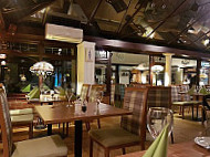 The Courtyard Restaurant And Bar