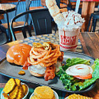 Twisted Root Burger Co.