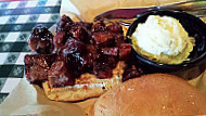 Famous Dave's