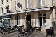 Resto Bistro Le 9