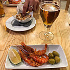 Morena Mar Y Vino