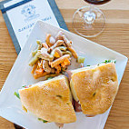 Merkin Vineyards Tasting Room Osteria