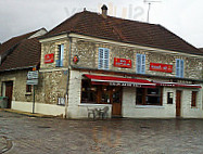 Cafe De La Place