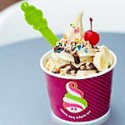 Menchie's Frozen Yogurt