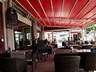 Rio's Banana Café