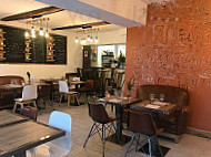 Le Cafe De La Source