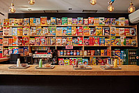 Cereal Hunters Café