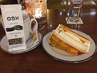 Robert's Cafe