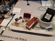 Le Cafe du Commerce