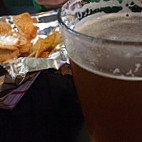 Momma Goldberg's Deli