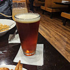 Edward's Restaurant & Lounge