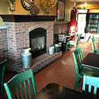 Broadway Cafe Arctic Island