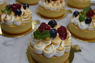 Surantha Patisserie