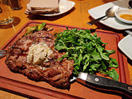 California Pizza Kitchen Monterey