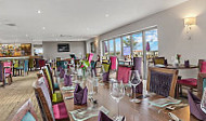 Charlies Restaurant Bar