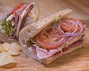 Vic And Dean's Pizzeria