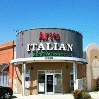 Ari's Italian