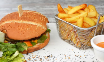 La Guinguette Des Flots Bleus