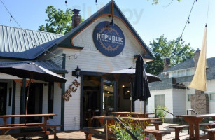 Republic Kitchen+taphouse