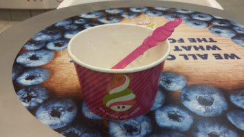 Menchie's Frozen Yogurt