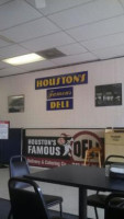 Houston's Famous Deli