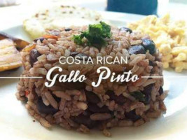 Antojos Ticos