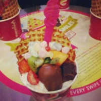 Menchie's Frozen Yogurt