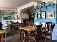 Lulworth Cove Inn