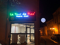 La Tour De Pizz