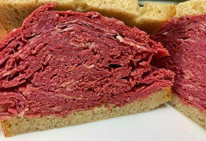 Manny's Delicatessen