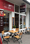 Cafe Laura