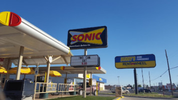 Sonic Drive-in