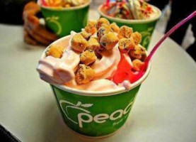 Peachwave Frozen Yogurt