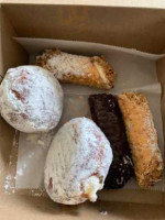 Tony Cannoli Sweets Eats