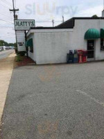 Matty's