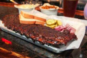 Hogs Hollow Smokehouse