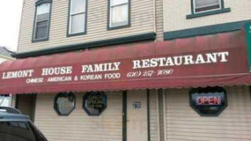 Lemont House