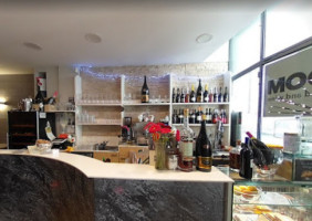 Dom Food Wine