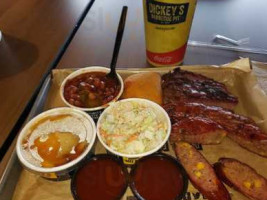 Dickey's Barbecue Pit