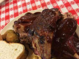 Grady's -b-q