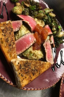 Michael's Showside Grill