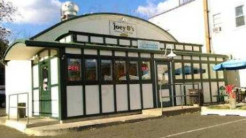 Joey B's