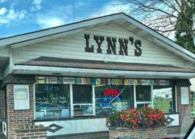 Lynn's Drive Inn